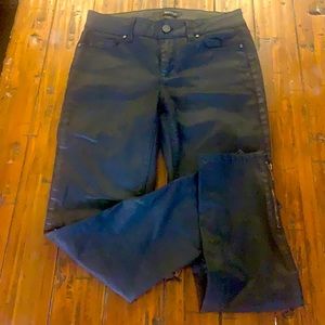 WHBM Black shimmering skimmer pants with zipper ankles - Size 0